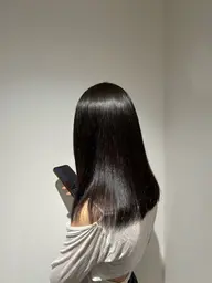 【梅雨前に】美髪ストレート矯正 + treatment（ロング料金込）