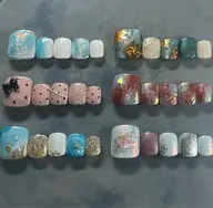 【フットネイル☆】定額トレンドデザイン✨（オフの有無をメッセージでお伝えください）