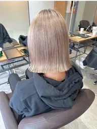 肩上の長さ&24歳以下限定🇰🇷ケアブリーチ+カラー🩵+瞬間髪質改善クイックトリートメント¥26400→¥13980