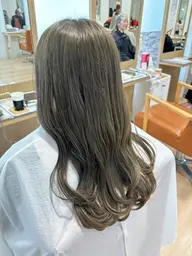 ブリーチリタッチ+カラー+髪質改善トリートメント🩵