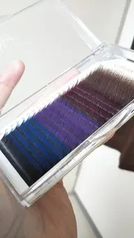 ♢まつエク♢【ご新規様&2回目の方&2年以上ご来店の無い方】グラデーションカラーラッシュ120本まで付け放題オフ込み