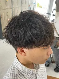 🍀メンズカット➕シャンプー&トリートメント🍀 21時以降+1100円