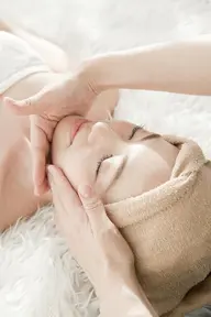 【新規】お顔全体エステ脱毛2回【炭酸パック2回&マッサージ付】期間:6ヶ月