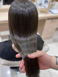 🕘≪9:00〜17:00受付≫レディースカット＋カラー🌷