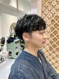 何度も使える⚡️ミニモ学割⚡️メンズカット+パーマ+眉カット