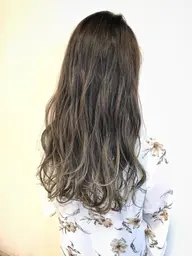 【❣️巻き髪風パーマならお任せ❣️】⭐️カット+ふわふわパーマ+トリートメント⭐️