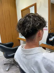 ⚡️カット＋パーマ＋ハイライト⚡️バチイケなメンズになりたい方必見🤲