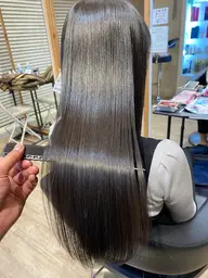 髪質改善ストレート
