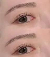 【土日限定】minimo特別価格！人気No,1🫧”人気SET "韓国束間まつげパーマ＋垢抜け眉毛wax ¥7,700