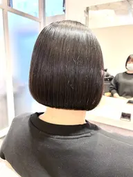 カット+地毛風ストレート+2step艶トリートメント【ボブ/ショート】