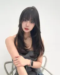 韓国トレンドヘア🇰🇷カット➕カラー➕オリジナルトリートメント➕炭酸SPA➕コテ巻き仕上げ