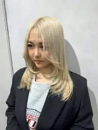 平日限定✨🩷ダブルカラー🩵【カット】＋【ケアブリーチ】＋【カラー】¥13000トリートメント付✨ロング料金なし