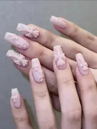 チップ長さだし(新規の方ジェルオフあり)/ワンカラー➕パーツ付け放題