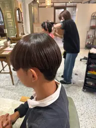 メンズ限定👦🏻   梅雨前にオススメ🌟 カット➕縮毛矯正