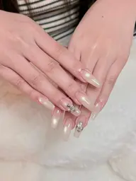 チップ長さ出し10本 ワンカラー💫パーツ2️⃣個付き