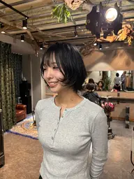 🍀カット+シャンプーブロー+艶トリートメント🍀