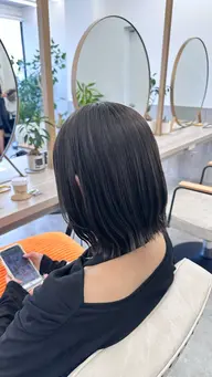 【人気No.2✨️】似合わせカット+透明感ケアカラー(ブリーチ無)+𝐀𝐮𝐣𝐮𝐚トリートメント