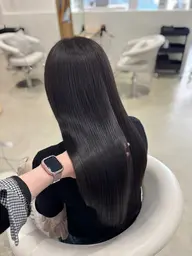 【 ミニモ限定✨️特別価格 】 レイヤーカット+ 美髪縮毛矯正(髪質改善)