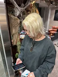 似合わせカット＋ケアブリーチ＋カラー ¥18,800