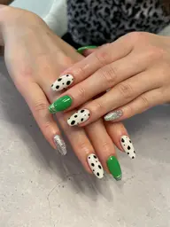 定額Bコース(ニュアンスアート)🌴　　　　　　　　　　　　サンプルの中からお選び頂きます。＊配置、色変更不可。