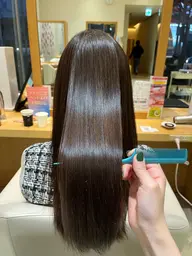 【理想のサラツヤ髪に✨️】髪質改善ストレート（シャンプーブロー込み）（カット不可）