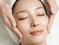 【全顔Wax】古い角質とムダ毛除去のピーリング効果でツヤツヤ透明肌🫧