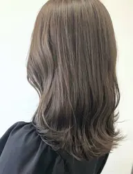 【赤みが気になる方にオススメ🎶】透明感シアーカラー + トリートメント🤎