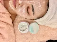 【ヘッドケア&デコルテ&フェイシャルエステ】アドバンスコース+ハーブピーリング　(角質ケアコース)所要時間60分