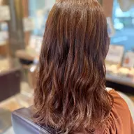 【新規限定/U−24】カット+パーマ+水トリートメント(土日・祝日+550)