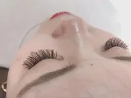 マツエクボリュームラッシュ400本モチアップ無料コーティング付き✨