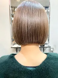 ピンピンにならない😳自然で柔らかいツヤ髪縮毛矯正+似合わせショート・ボブカット+最上級トリートメント