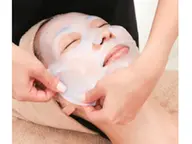 試せば分かるこの違い【柏プレミアムクーポン】ヒト幹細胞培養液フェイシャル×３回