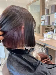 🐻ボブの女性に人気NO.1🐻🍀ちょこっと⭐️アクセント🍀ブリーチ➕インナーカラー➕トリートメント