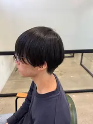 【メンズ限定】柔らかく仕上がるナチュラル縮毛矯正＋カット｜不自然にならない地毛風ストレート