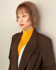 【ベージュ系】全頭ブリーチ+カラー