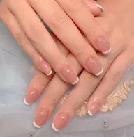 フレンチネイル