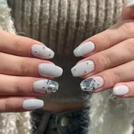 【長さだしネイル💅🏻パーツ付け放題art90分オフあり⭕️】ミニモ学割🩶（１０本分の料金！オフ・パラジェル＋料金）