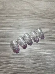 【フィルインオフ無料✨小パーツ3個まで追加無料✨】シンプルHANDラメグラデーション（ラメグラ）長居駅徒歩7分駅チカ