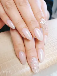 オフ込み】フィルイン✾❁パーツ・デザイン４本まで✾その他のお爪のカラーは1色まで✾マグネットのワンカラー１０本はこちら