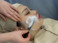 平日の時間限定✨お顔＋パック