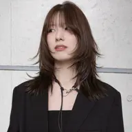 期間限定クーポン⟡.·[カット+ブリーチなしダブルカラー+クイックトリートメント]レイヤー 透明感カラー🪞