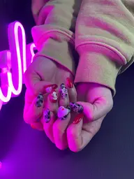 【初回オフ無料】ハンド 10本アートパーツ乗せ放題