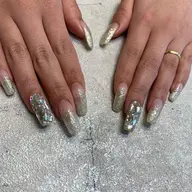 シンプルデザイン【オフ無料】シンプルアート2本，他指マグネット，フレンチ，グラデーションもOKストーンパール，シールなど