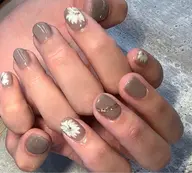 【オフ込み】ワンカラーorラメグラデーション　　　　　　　　　　　　　　☆お花アート2本付き☆（片手1本づつ）