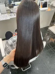 ✨新規様限定✨艶髪縮毛矯正✨ロング別🫧うねり解消、自然な仕上がりを提供🫧