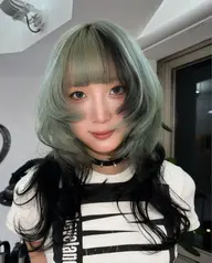 個性派レイヤーカット✨