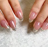 30%🈹🎀【オフあり】ガラスフレンチネイル「初回オフ込み」