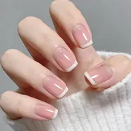 フレンチネイル¥3980