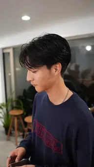 【メンズ美髪矯正•曲がる縮毛矯正】毛流れセンターパート(カット込み)