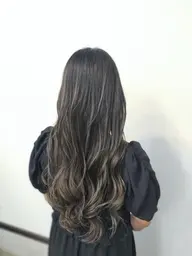 ✨カラー+ハイライト(ブリーチ使用)✨